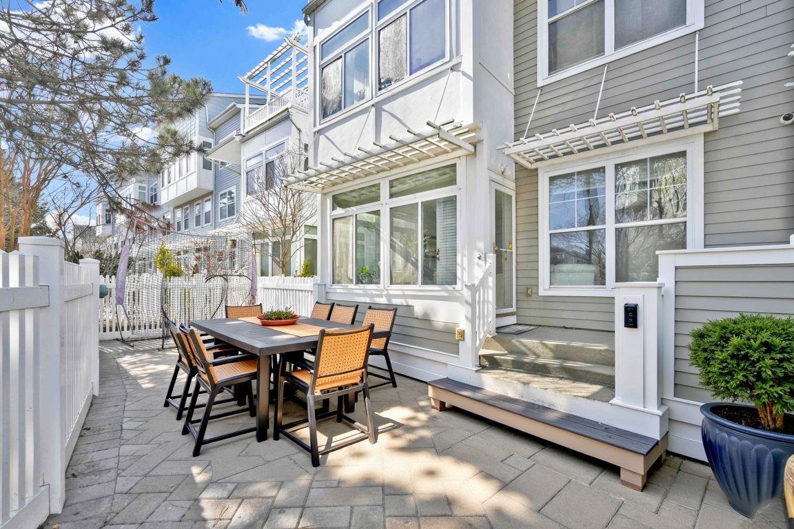 192 Beach 74th Street, Arverne, NY 11692