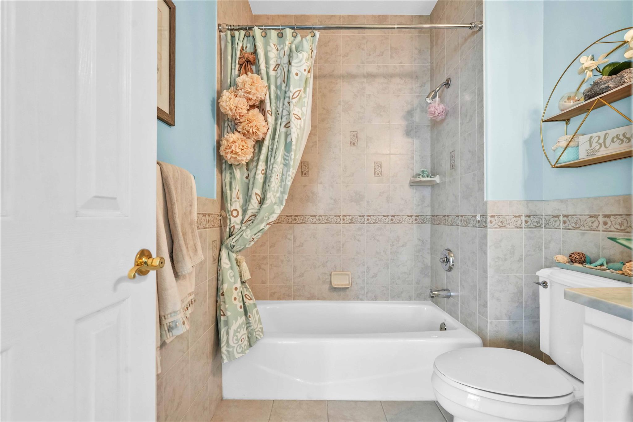 192 Beach 74th Street, Arverne, NY 11692