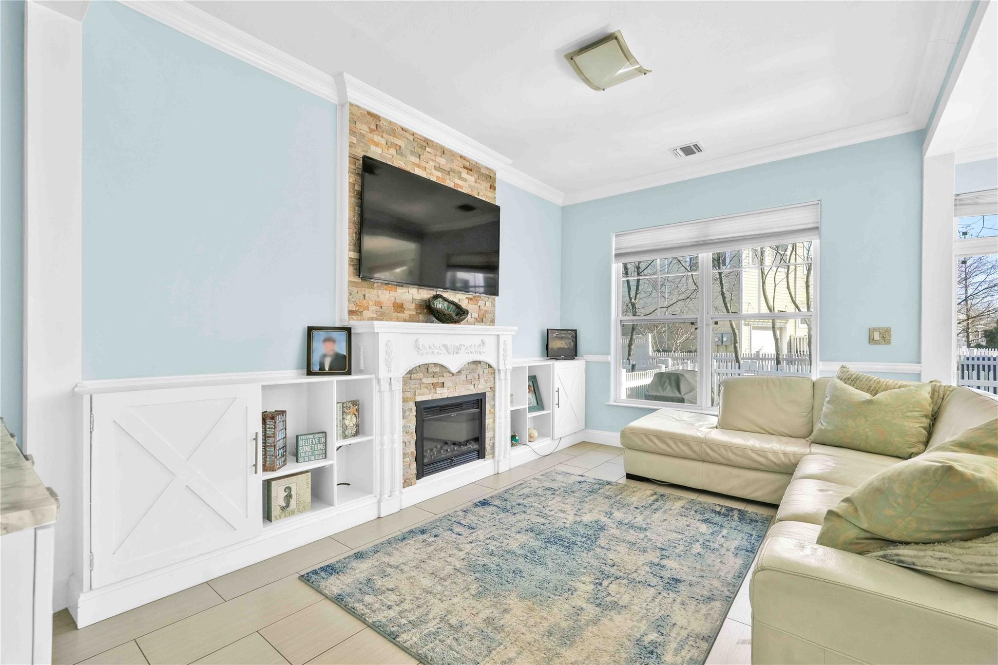 192 Beach 74th Street, Arverne, NY 11692