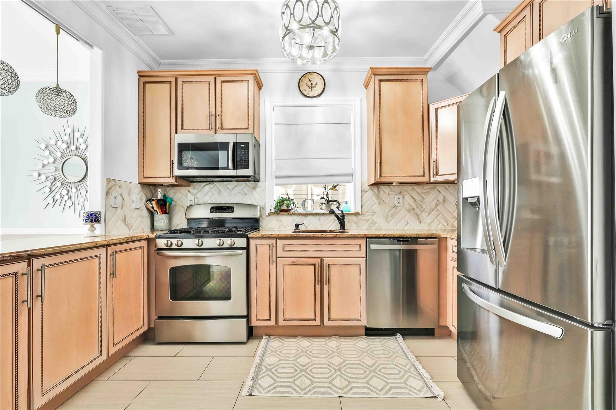 192 Beach 74th Street, Arverne, NY 11692