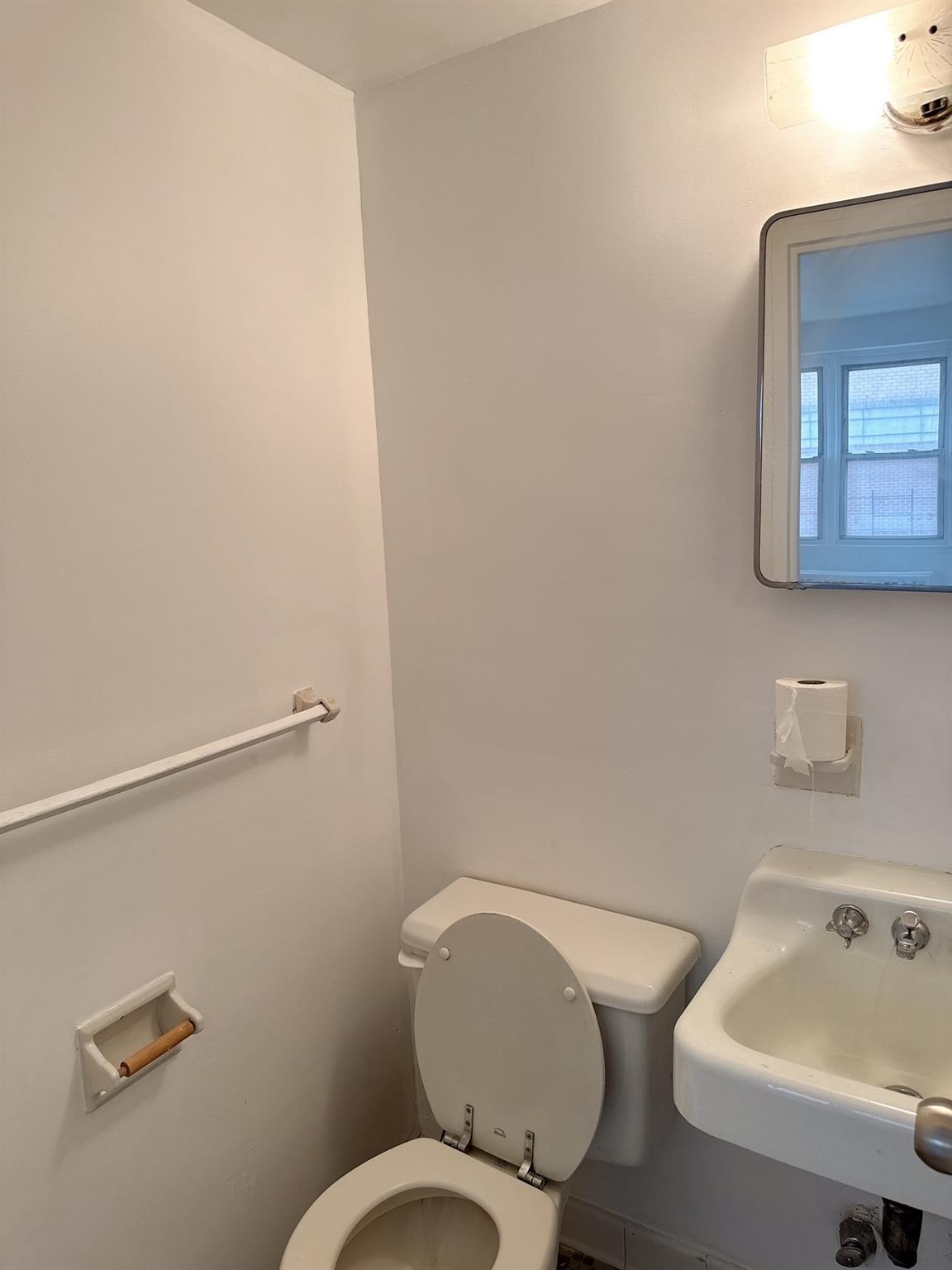 138-10 Franklin Avenue # 3L, Flushing, NY 11355