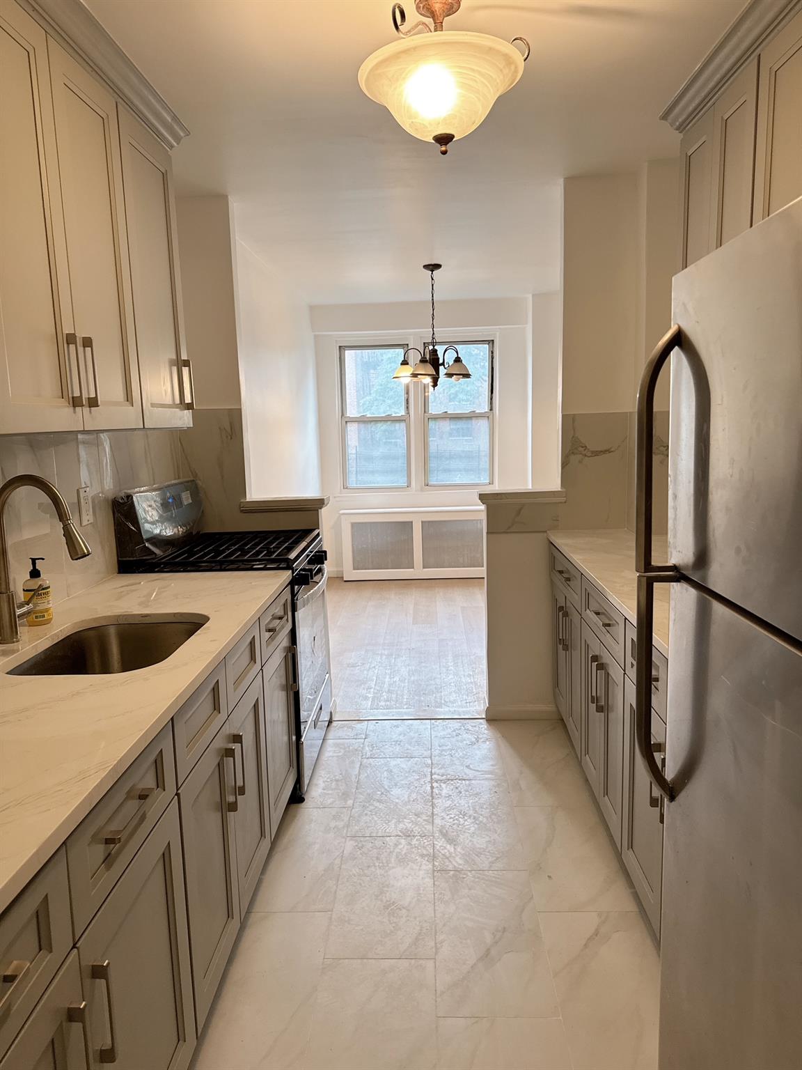 138-10 Franklin Avenue # 3L, Flushing, NY 11355