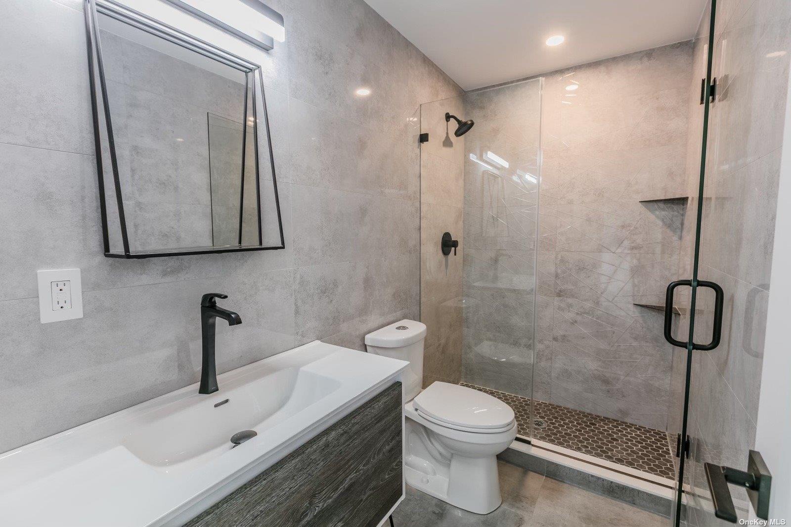 2415 Cox Neck Road, Mattituck, NY 11952