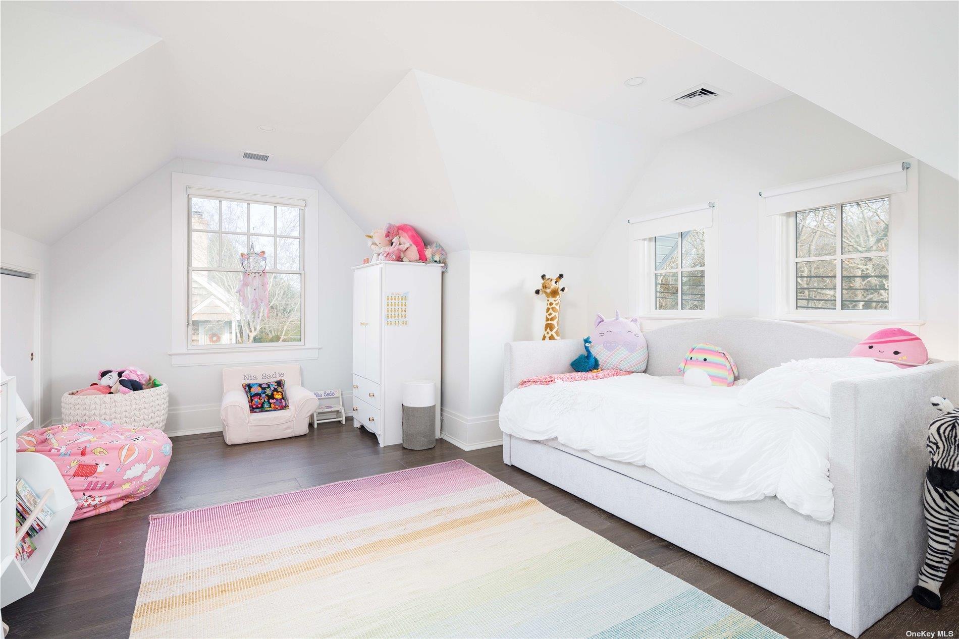 2415 Cox Neck Road, Mattituck, NY 11952