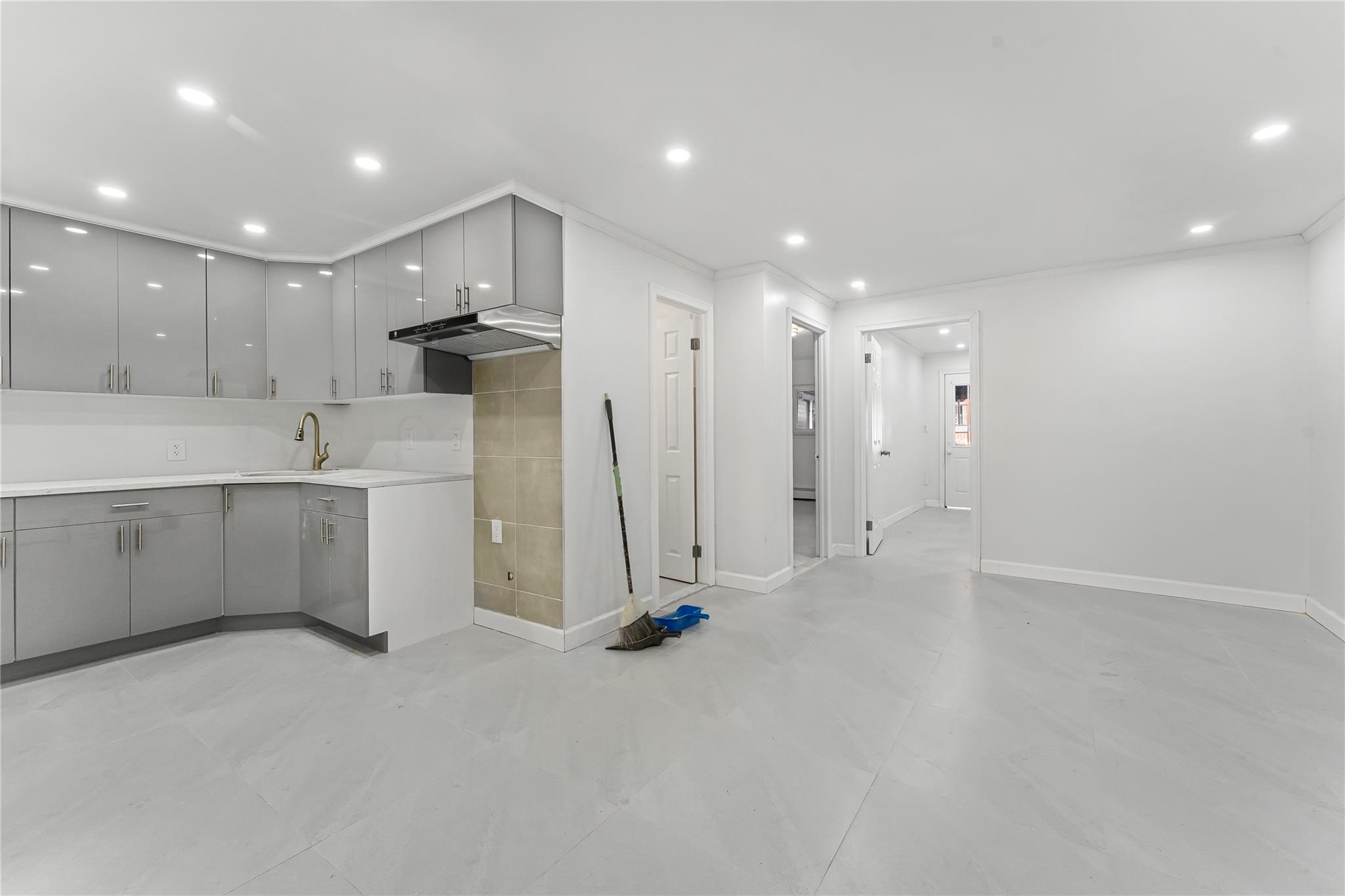422 Screvin Avenue, Bronx, NY 10473