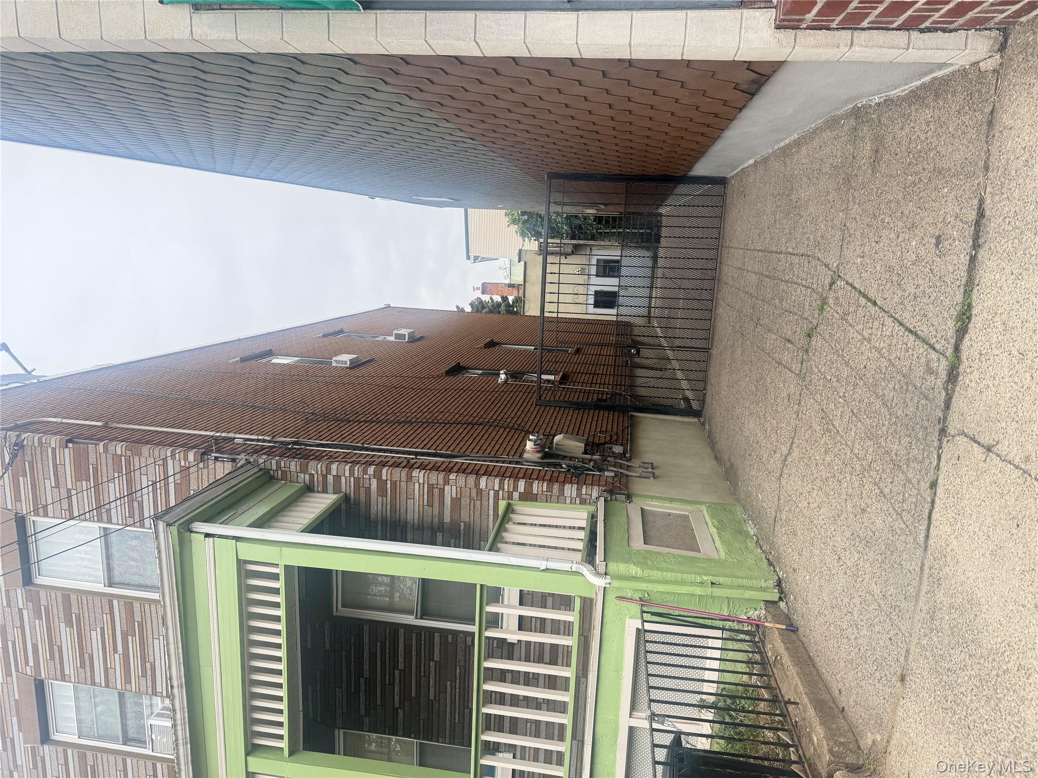 6813 60th Street, Ridgewood, NY 11385