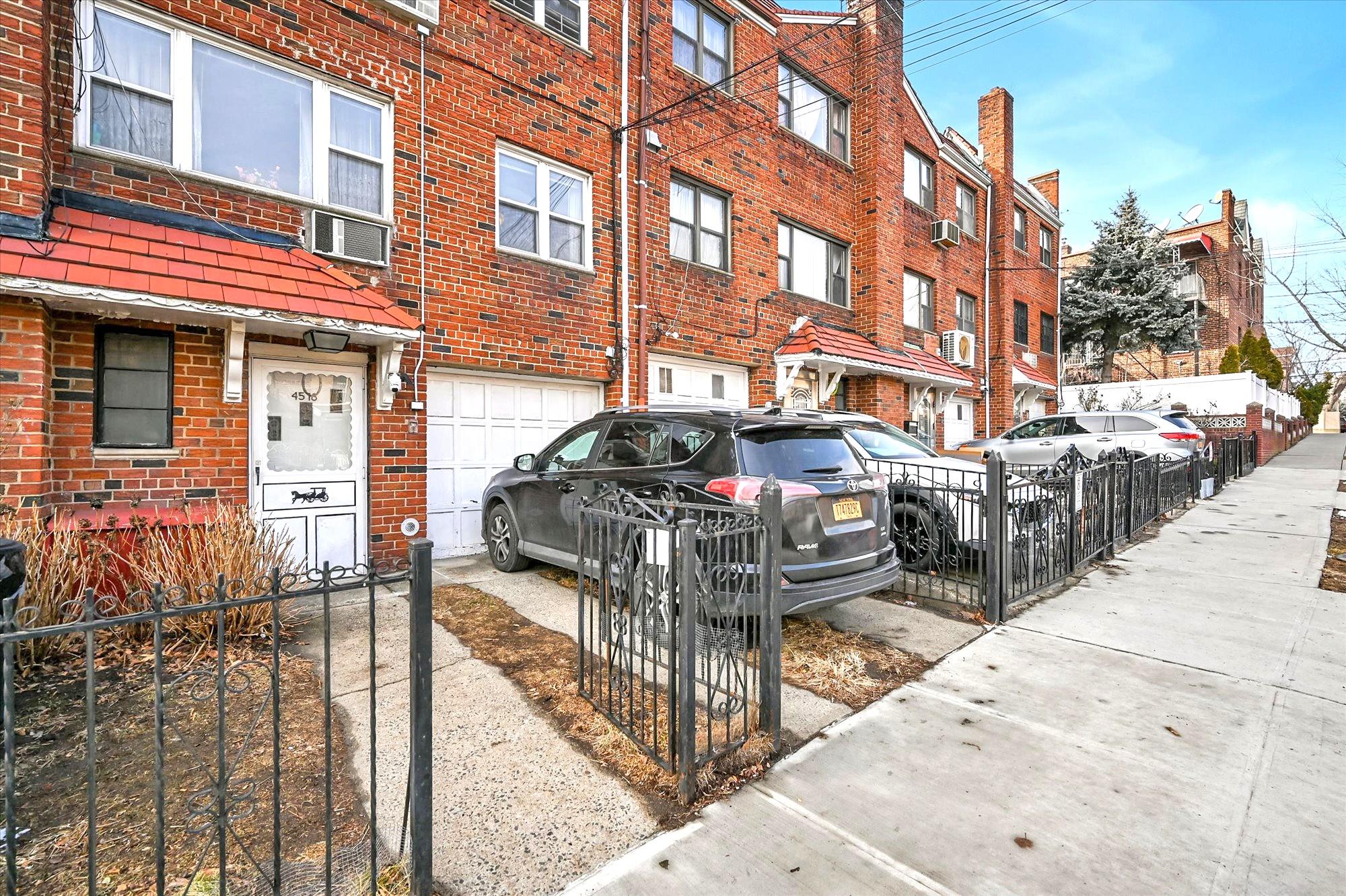 4518 79th Street, Elmhurst, NY 11373