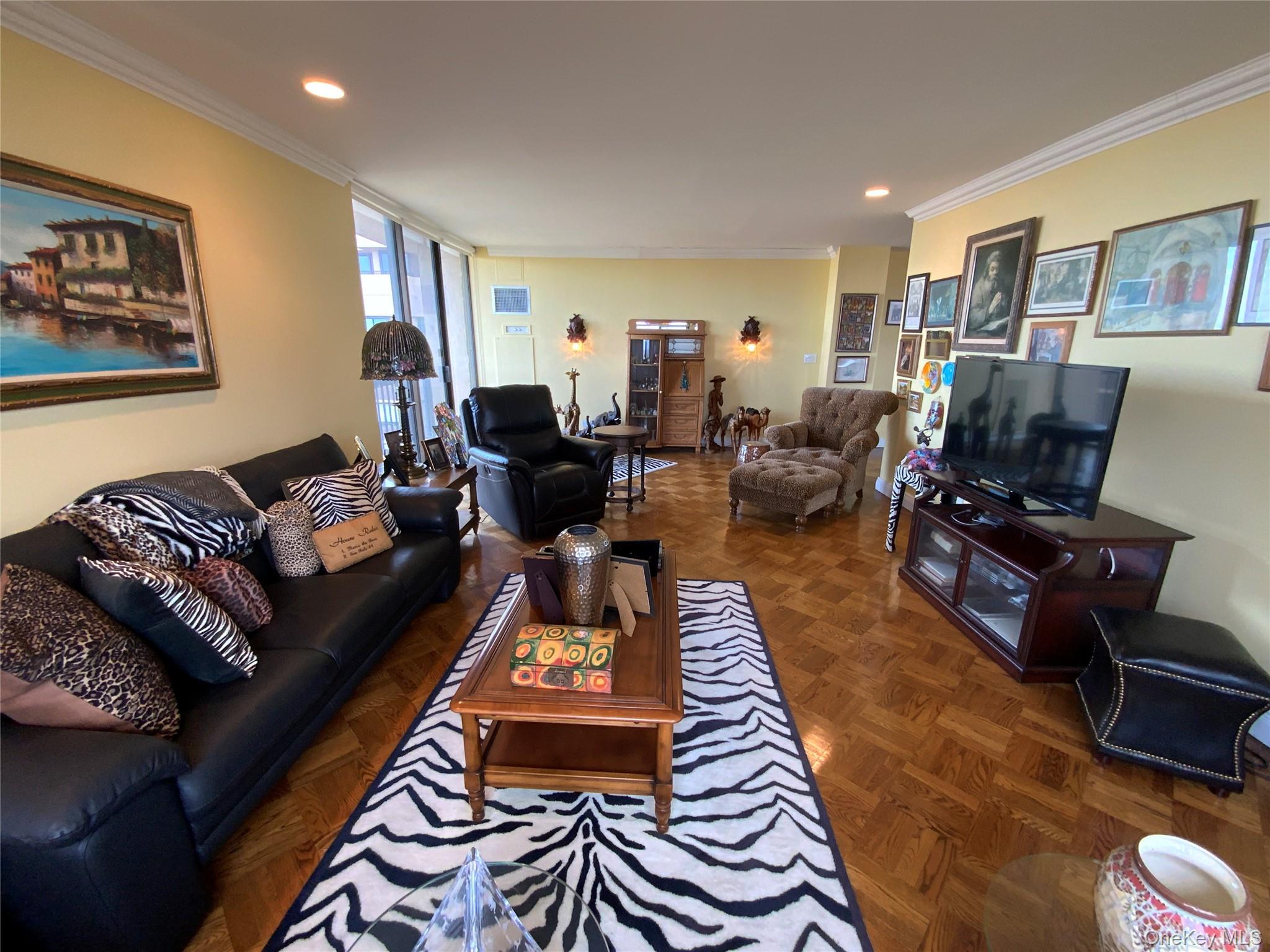 27110 Grand Central Parkway # 33D, Floral Park, NY 11005