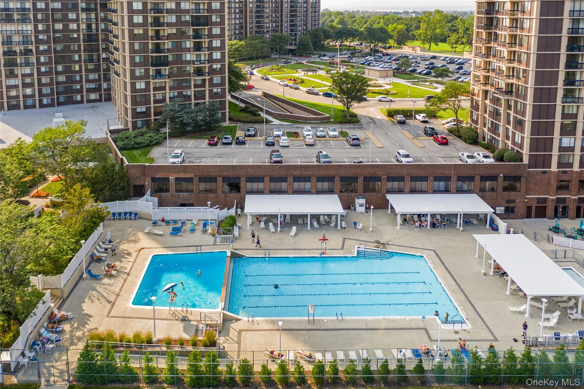 27110 Grand Central Parkway # 33D, Floral Park, NY 11005