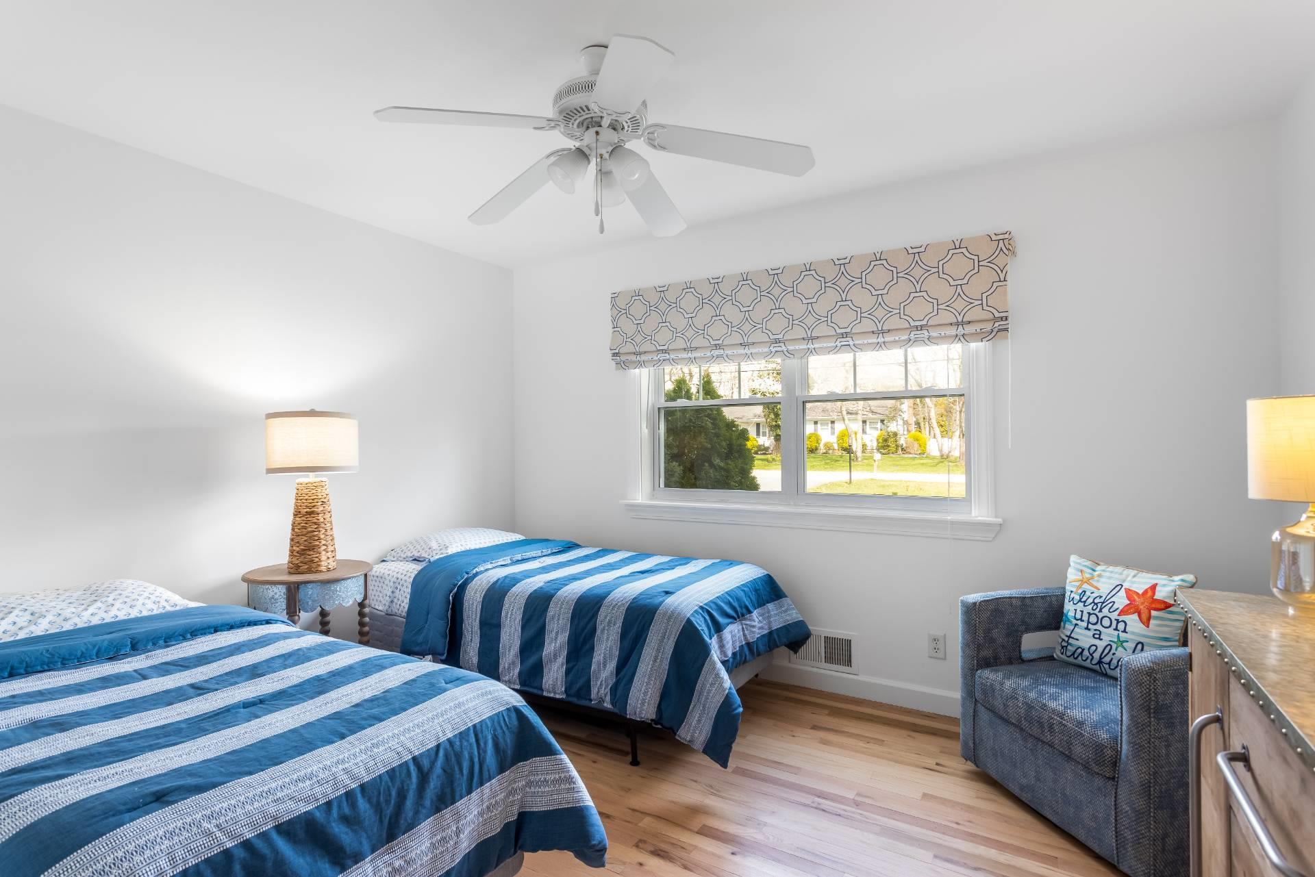 15 Birchwood Lane, East Quogue, NY 11942