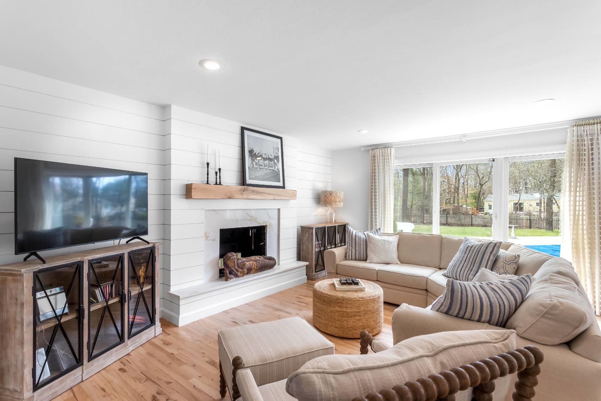 15 Birchwood Lane, East Quogue, NY 11942