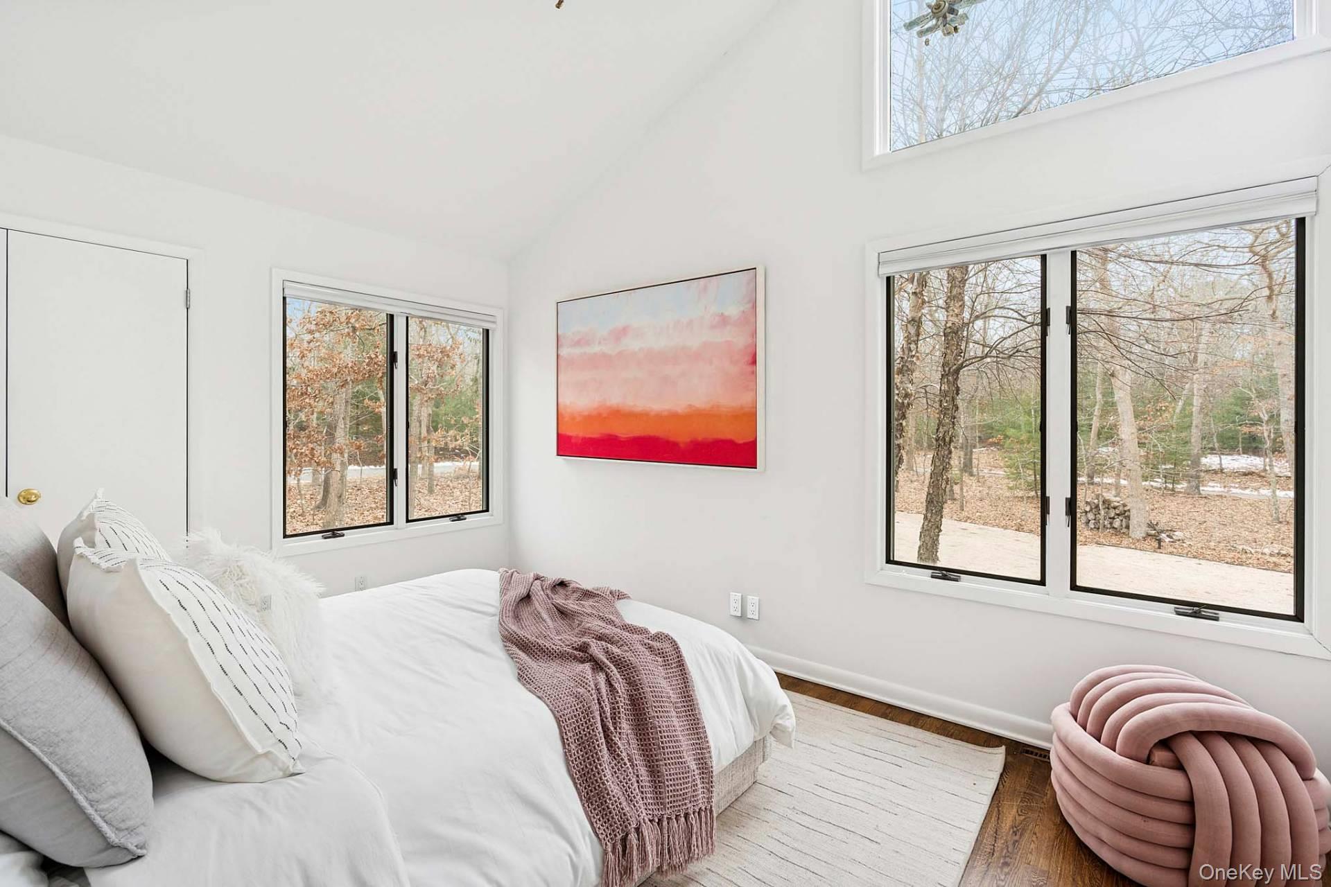 24 Saddle Lane, East Hampton, NY 11937