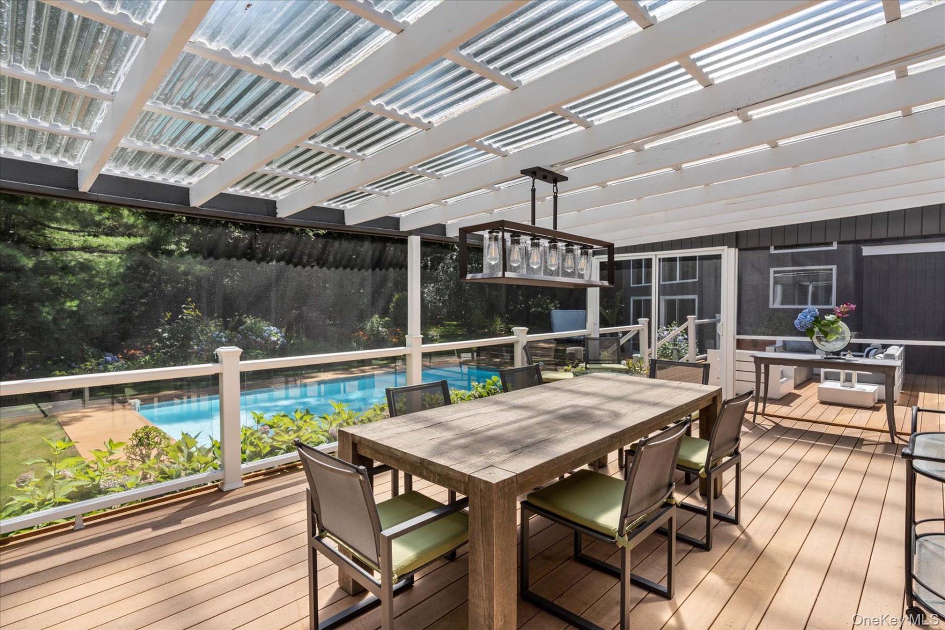 24 Saddle Lane, East Hampton, NY 11937