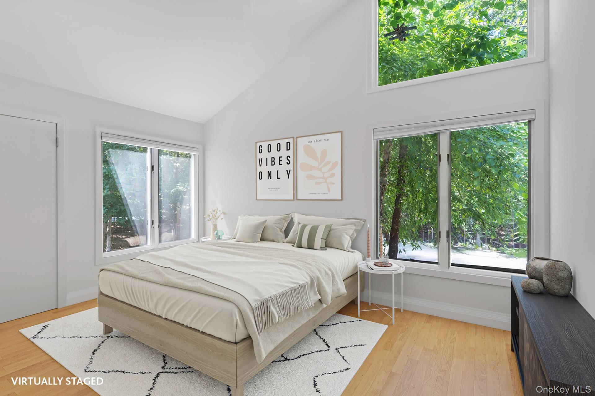 24 Saddle Lane, East Hampton, NY 11937