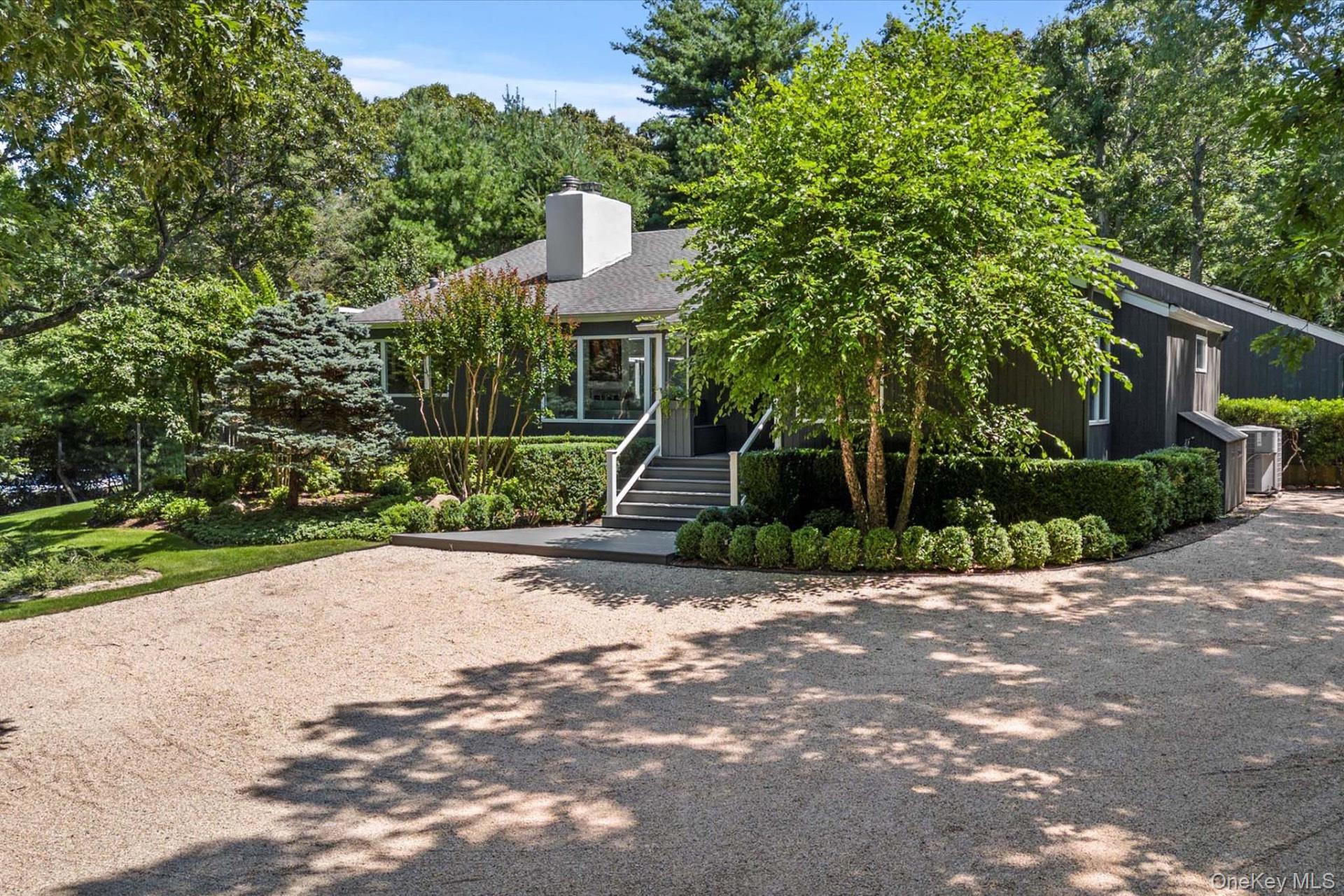 24 Saddle Lane, East Hampton, NY 11937