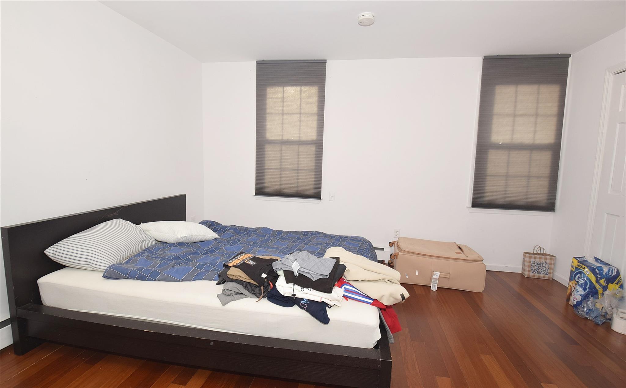 83-16 159th Street, Jamaica Hills, NY 11432