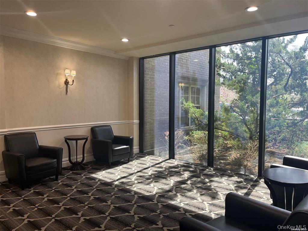 260 Central # 135, Lawrence, NY 11559