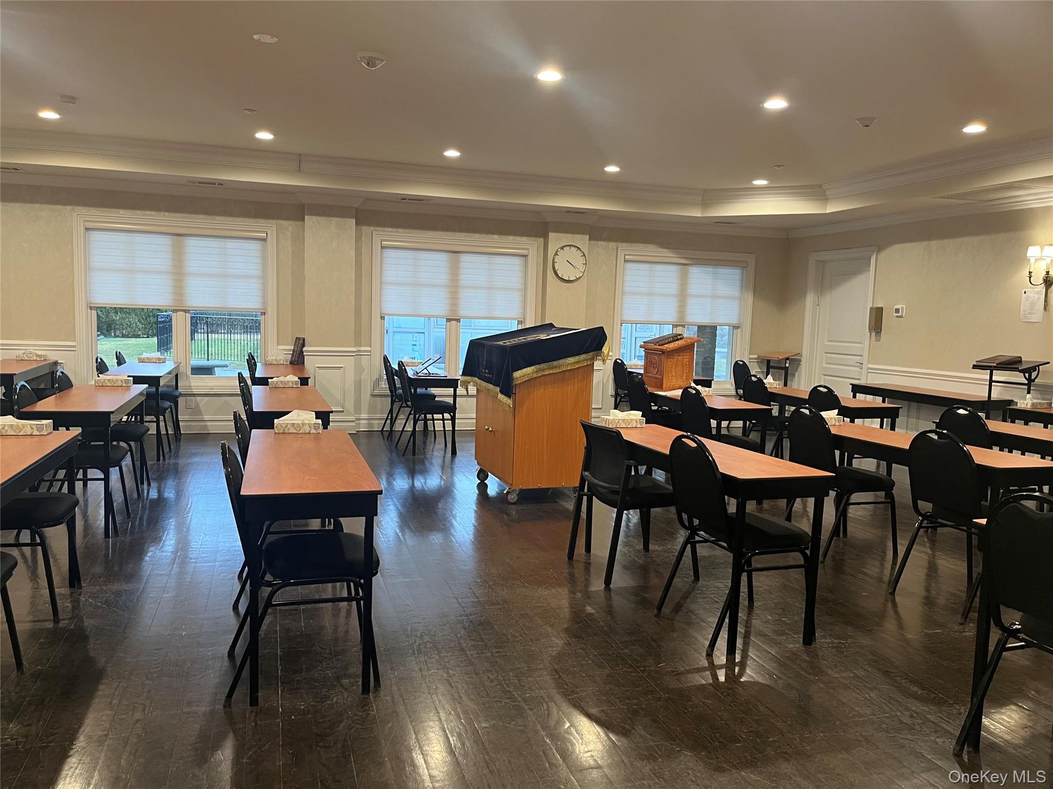 260 Central # 135, Lawrence, NY 11559