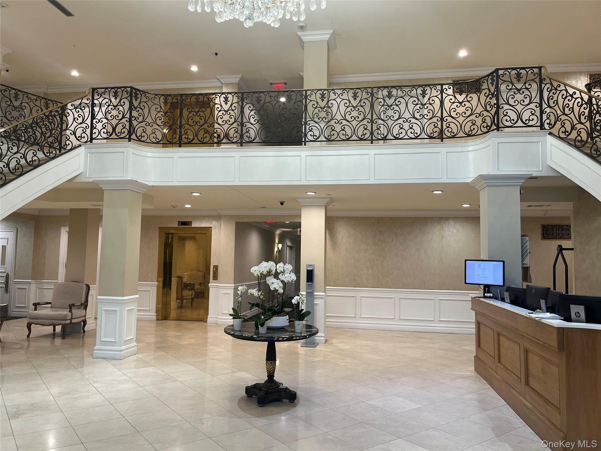 260 Central # 135, Lawrence, NY 11559