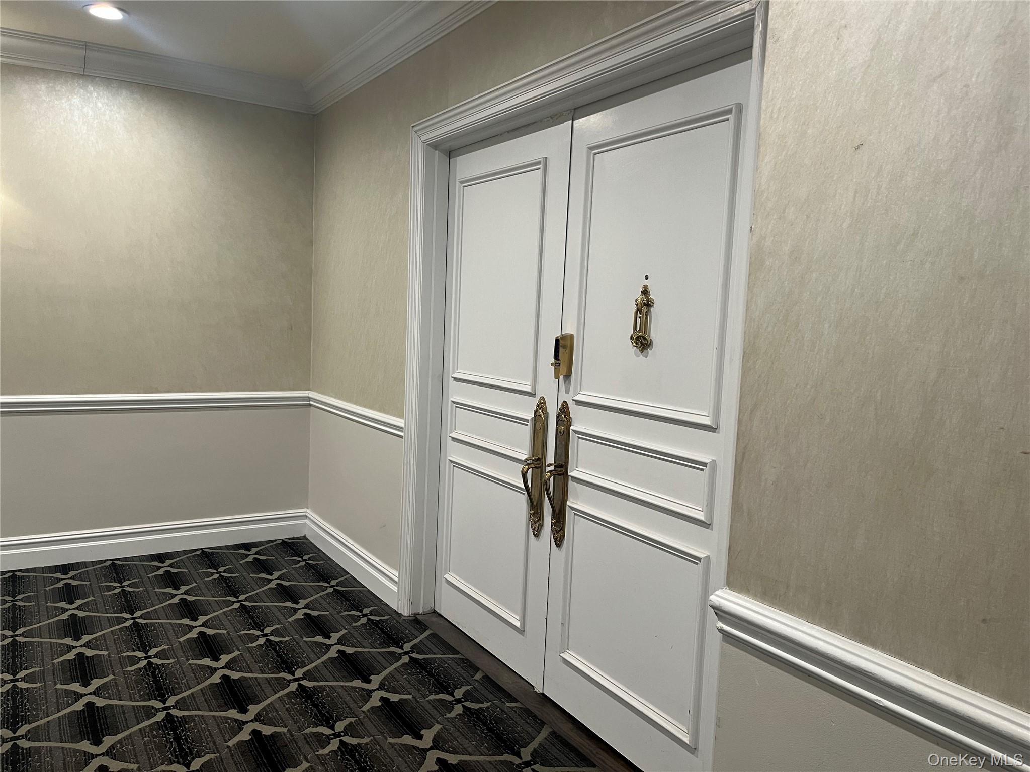 260 Central # 135, Lawrence, NY 11559