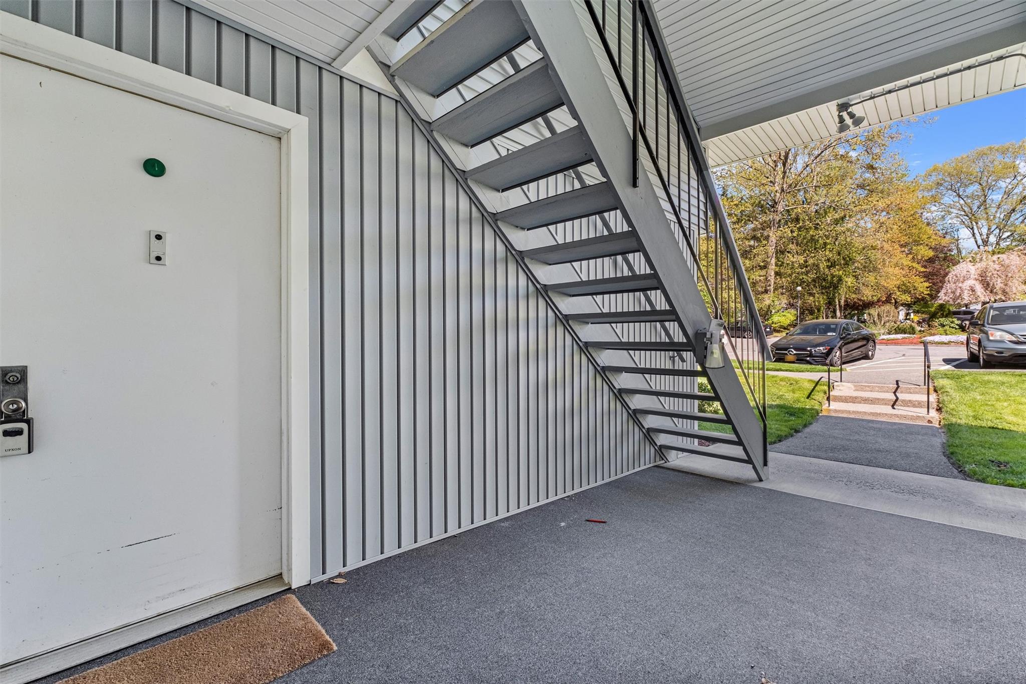 156 Carriage Court # G, Yorktown Heights, NY 10598