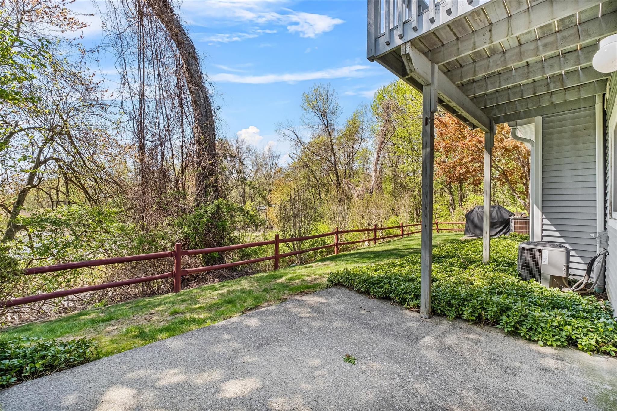 156 Carriage Court # G, Yorktown Heights, NY 10598