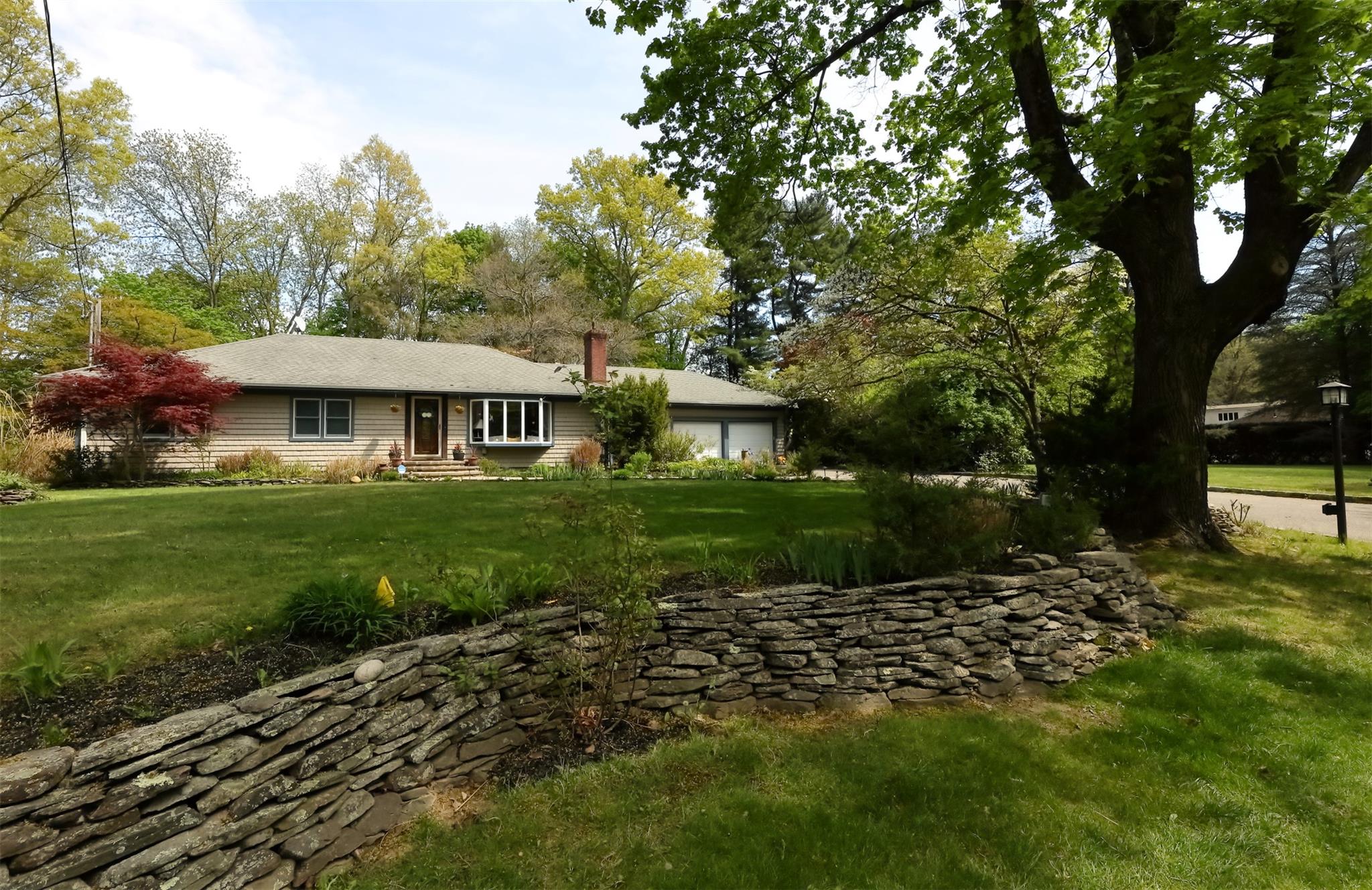 3 Holst Drive, Huntington, NY 11743