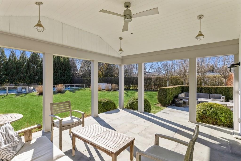 87 Meadow Way, East Hampton, NY 11937
