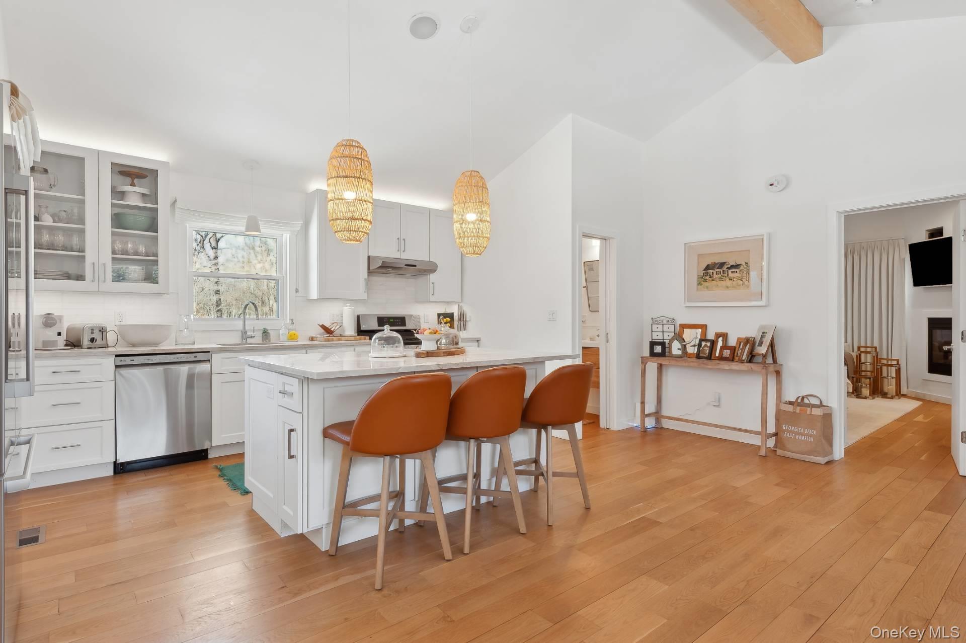 73 Charla Drive, Southampton, NY 11968