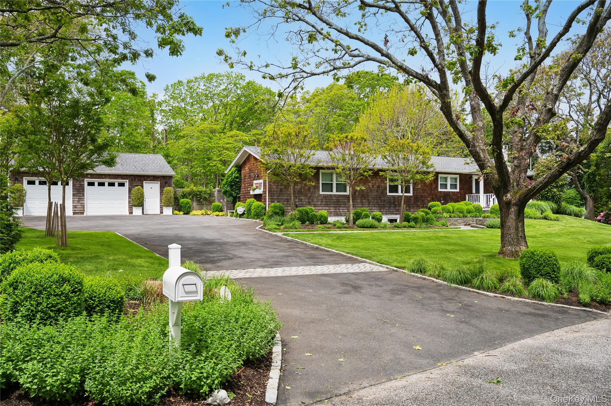 73 Charla Drive, Southampton, NY 11968