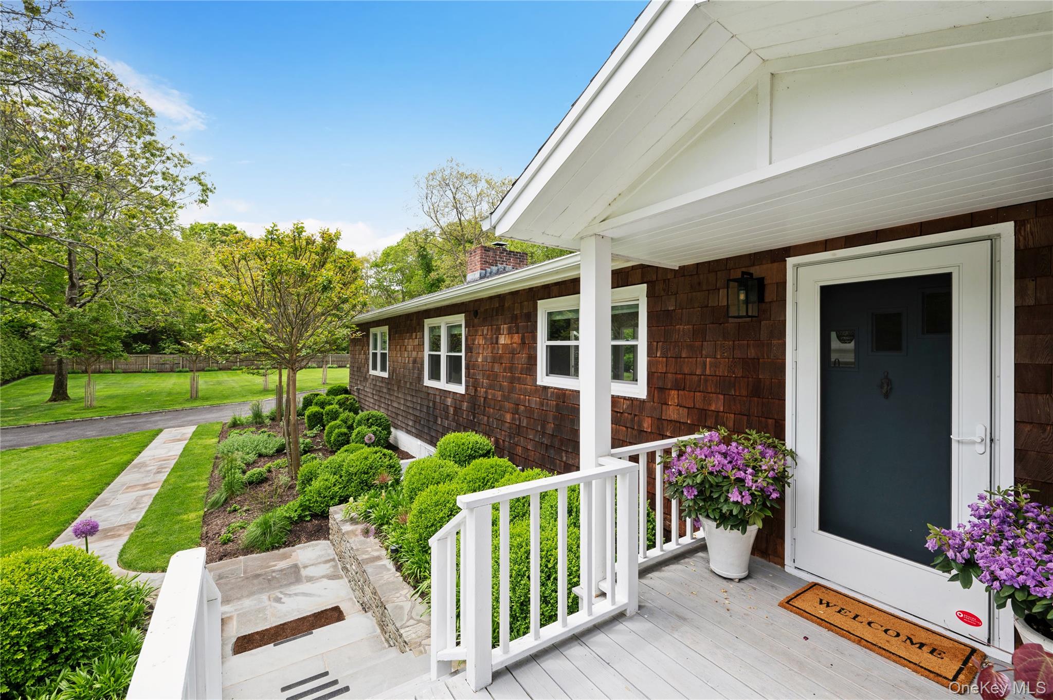 73 Charla Drive, Southampton, NY 11968