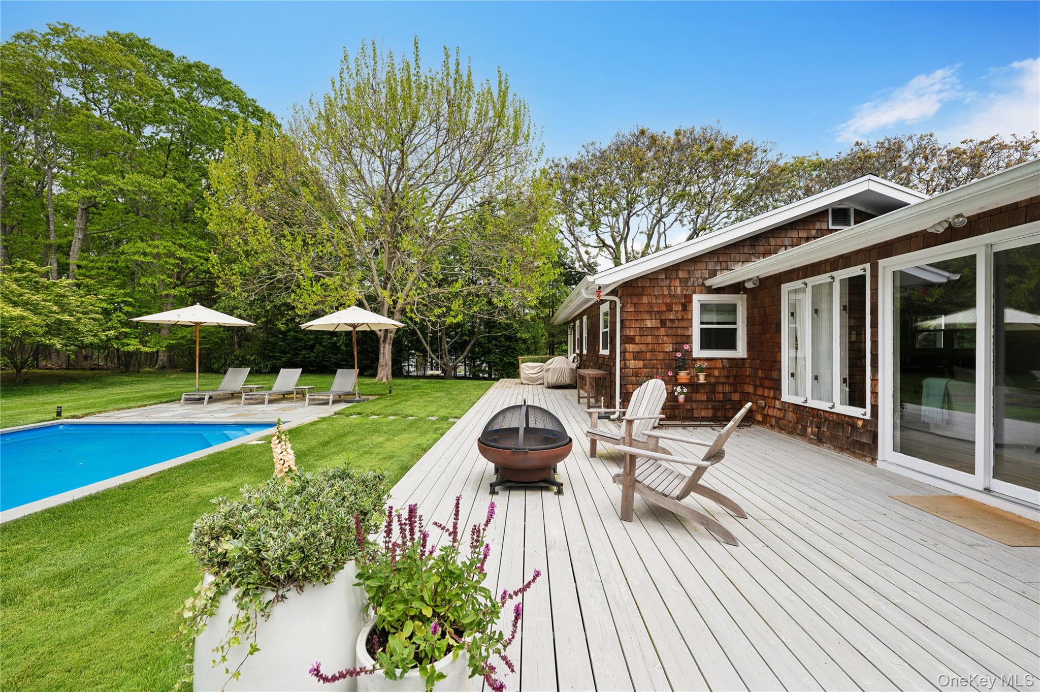 73 Charla Drive, Southampton, NY 11968