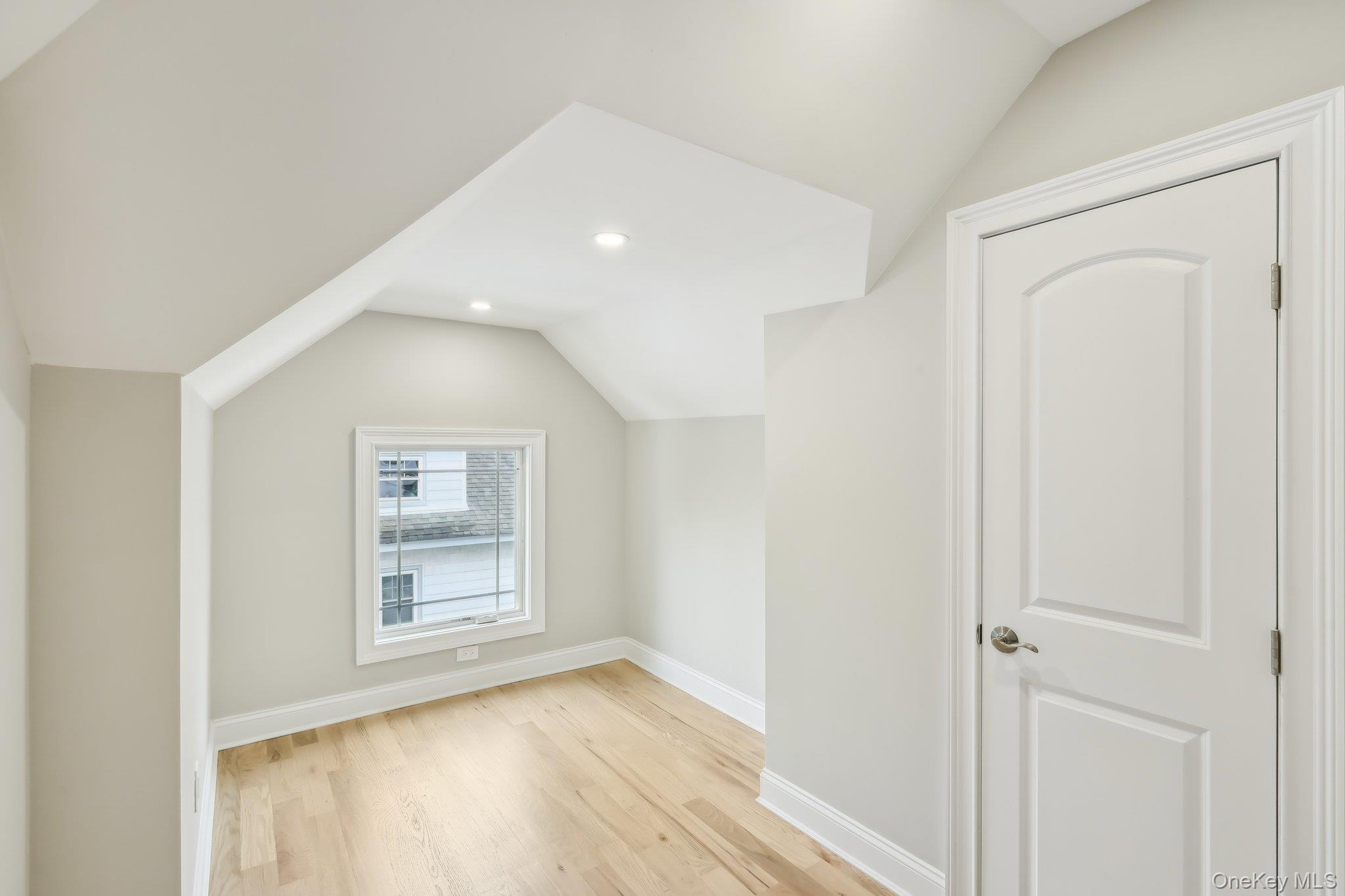 12 Shepherd Street, Rockville Centre, NY 11570