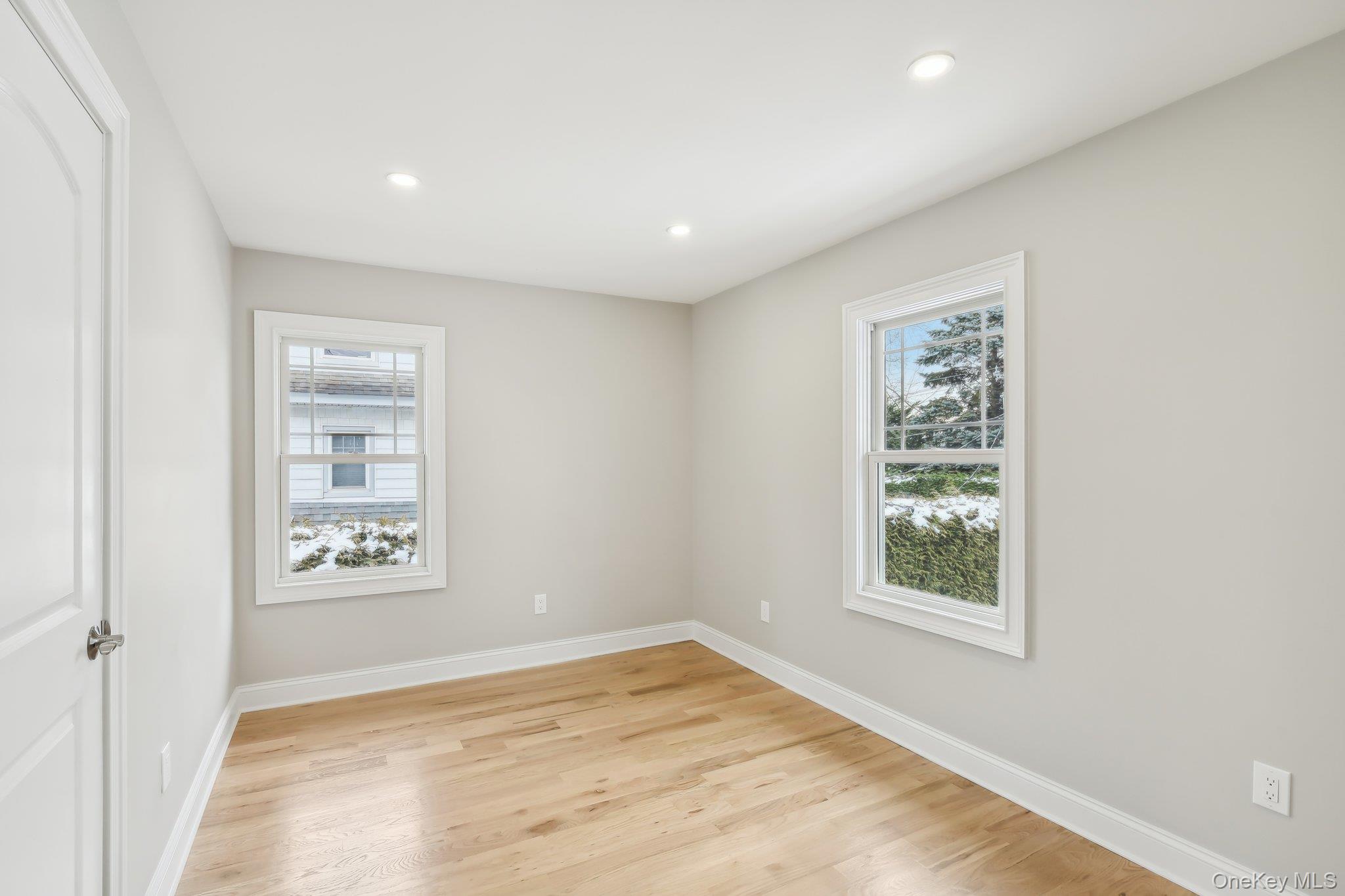 12 Shepherd Street, Rockville Centre, NY 11570