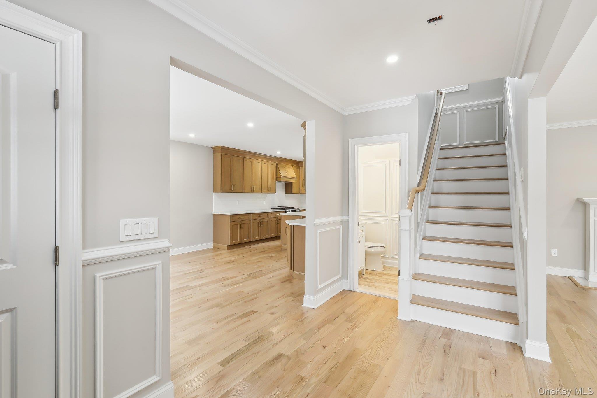 12 Shepherd Street, Rockville Centre, NY 11570