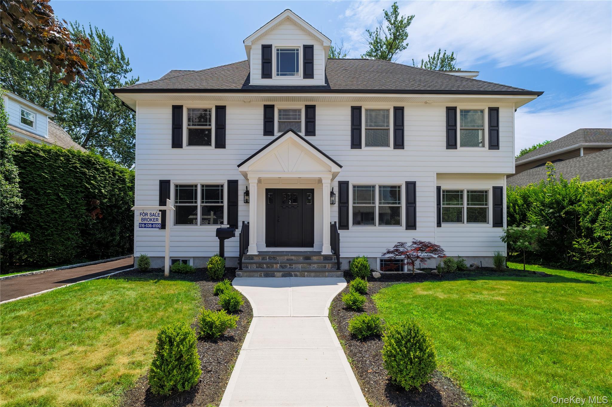 12 Shepherd Street, Rockville Centre, NY 11570