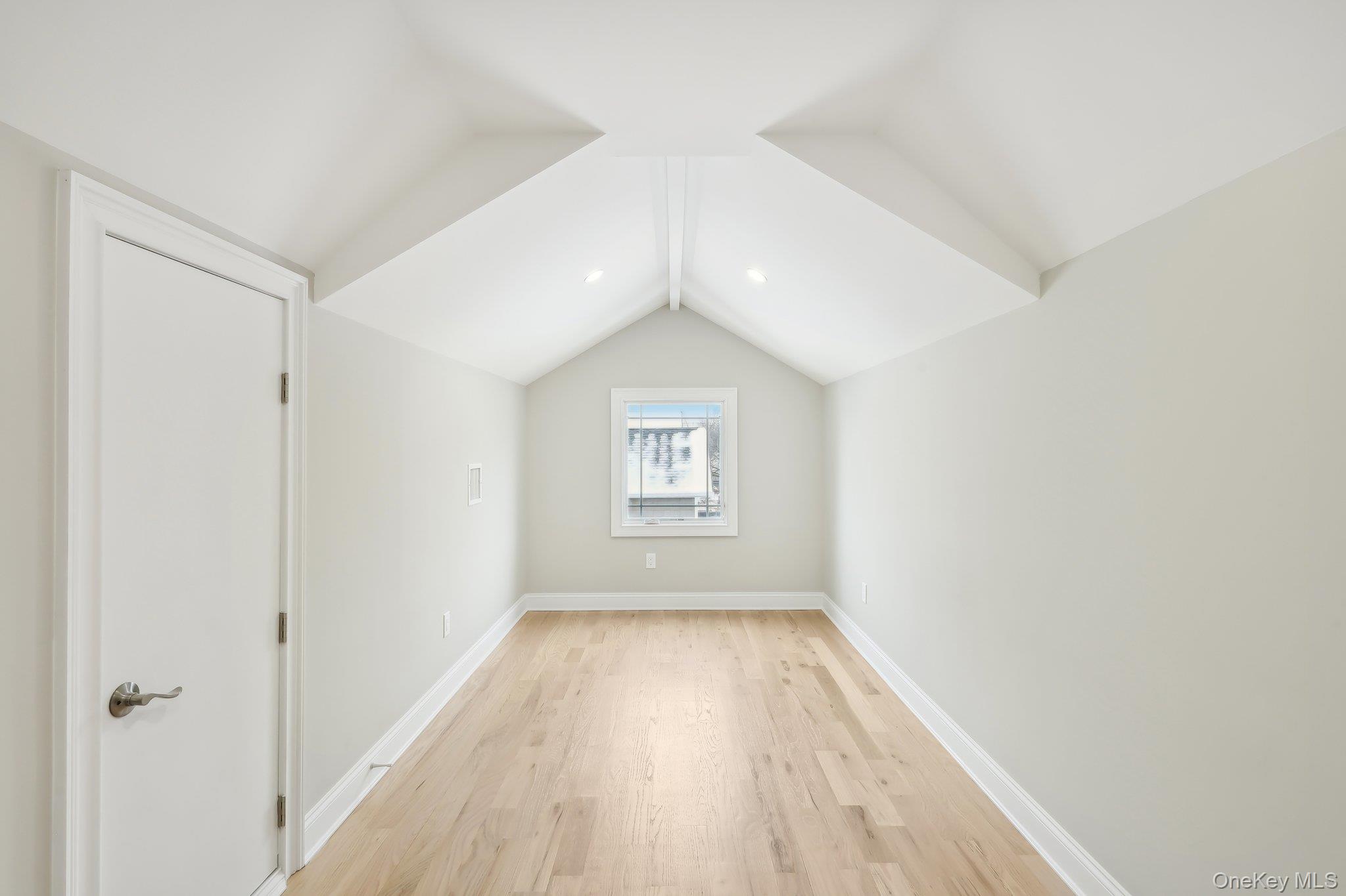 12 Shepherd Street, Rockville Centre, NY 11570