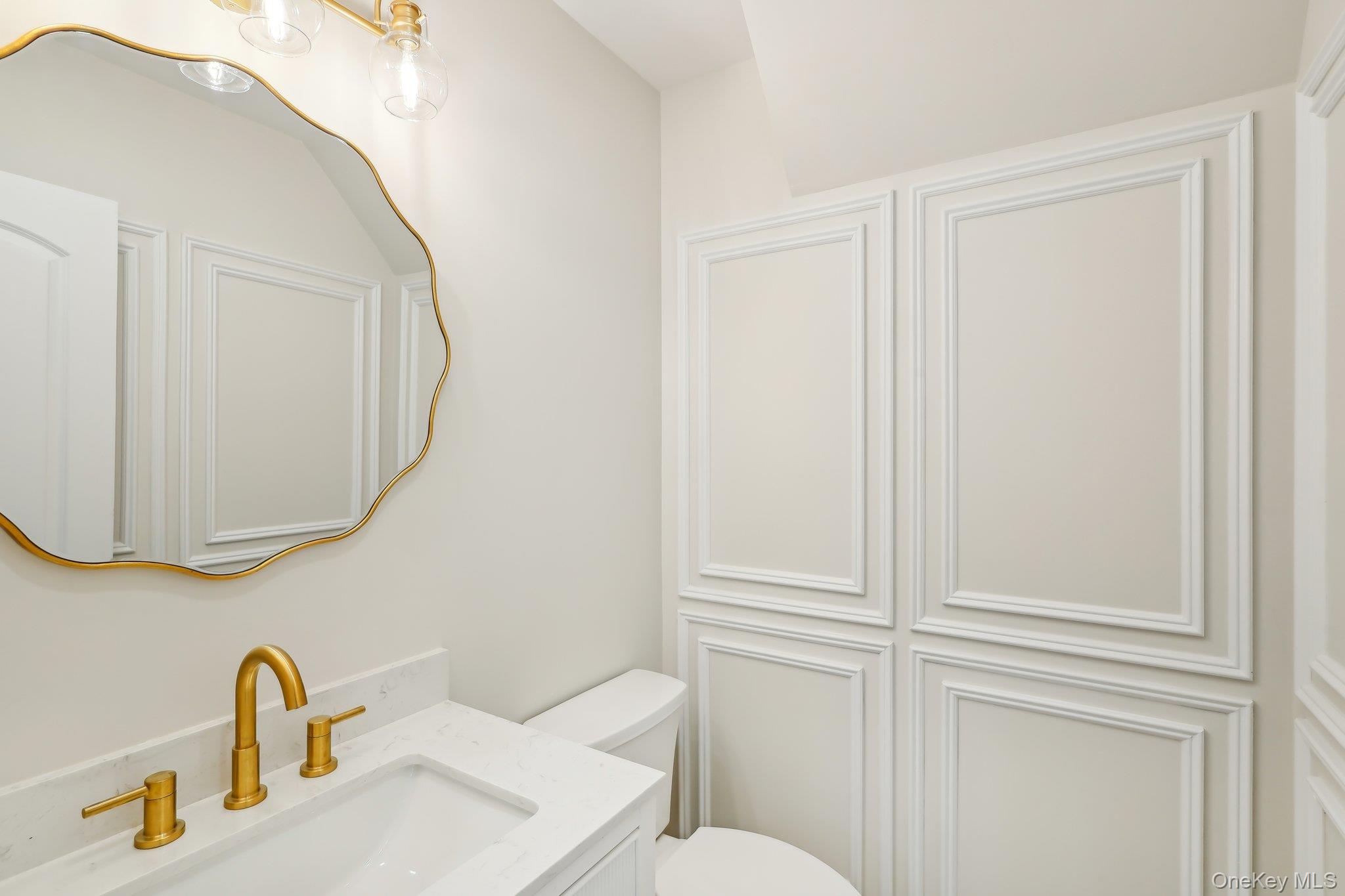 12 Shepherd Street, Rockville Centre, NY 11570