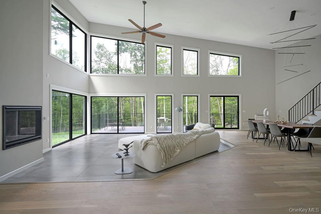 30 Narrow Road, Kingston, NY 12401