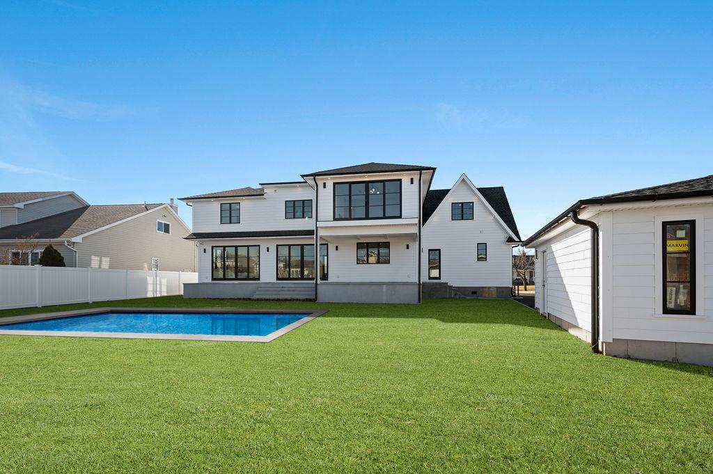 42 Waterview Avenue, Massapequa, NY 11758