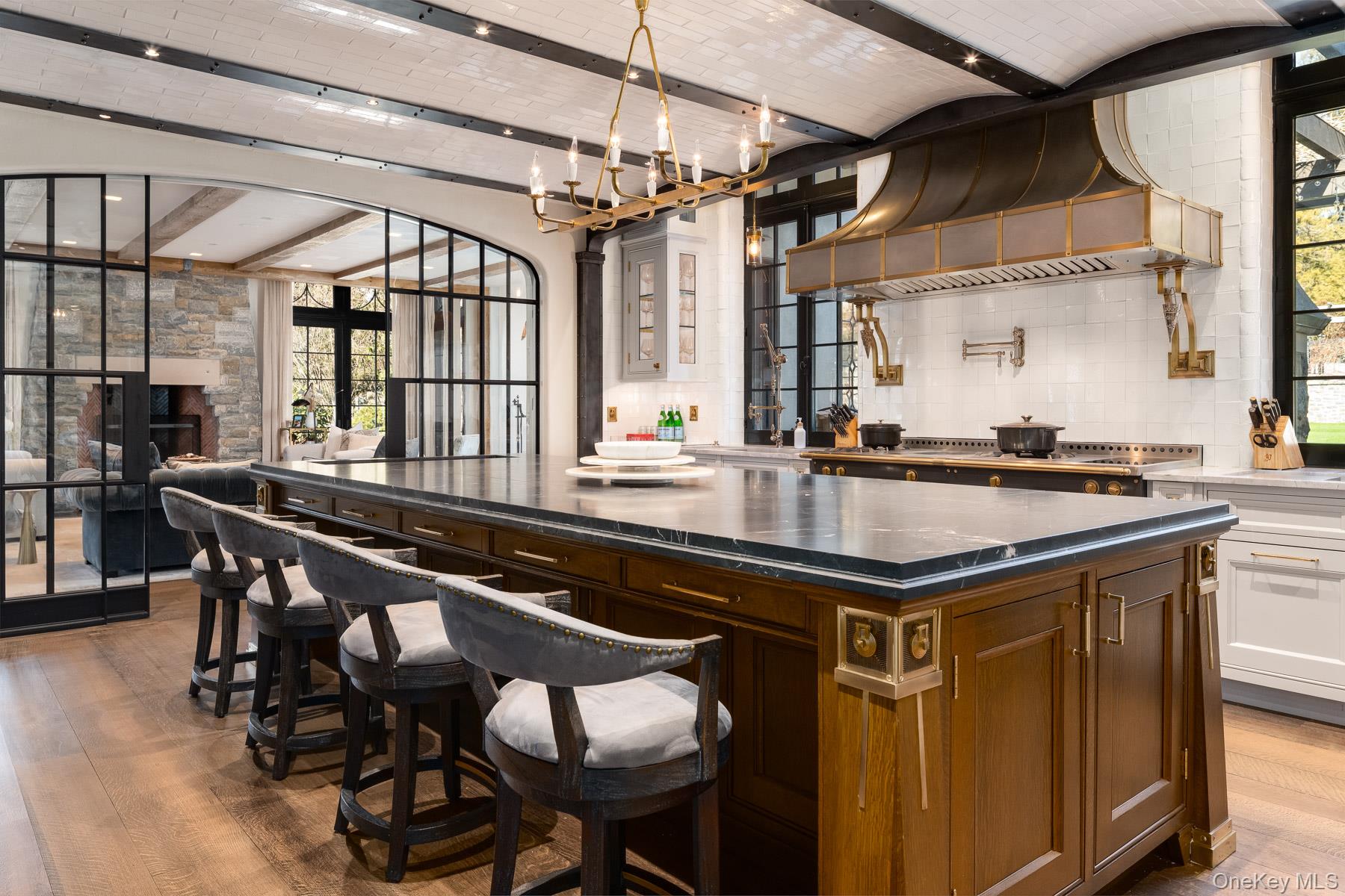 47 Masterton Road, Bronxville, NY 10708