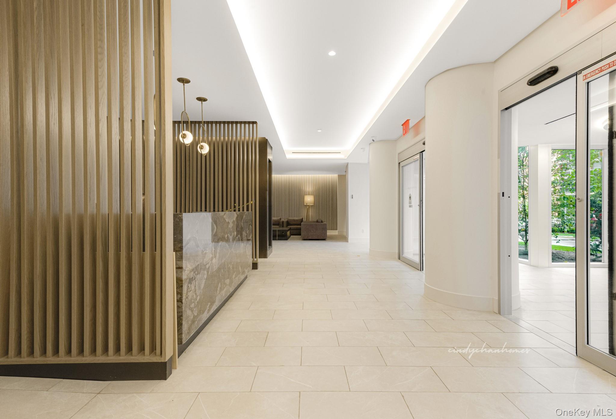 70-25 Yellowstone Boulevard # 24B, Forest Hills, NY 11375