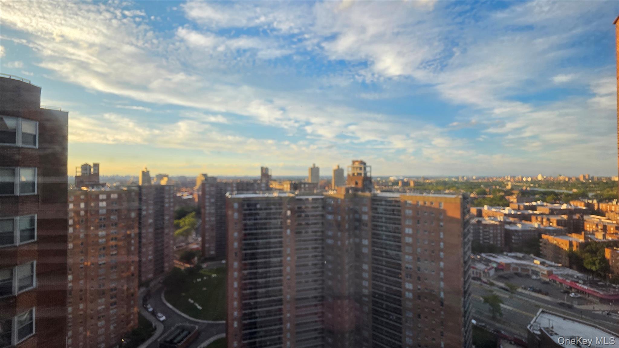 70-25 Yellowstone Boulevard # 24B, Forest Hills, NY 11375