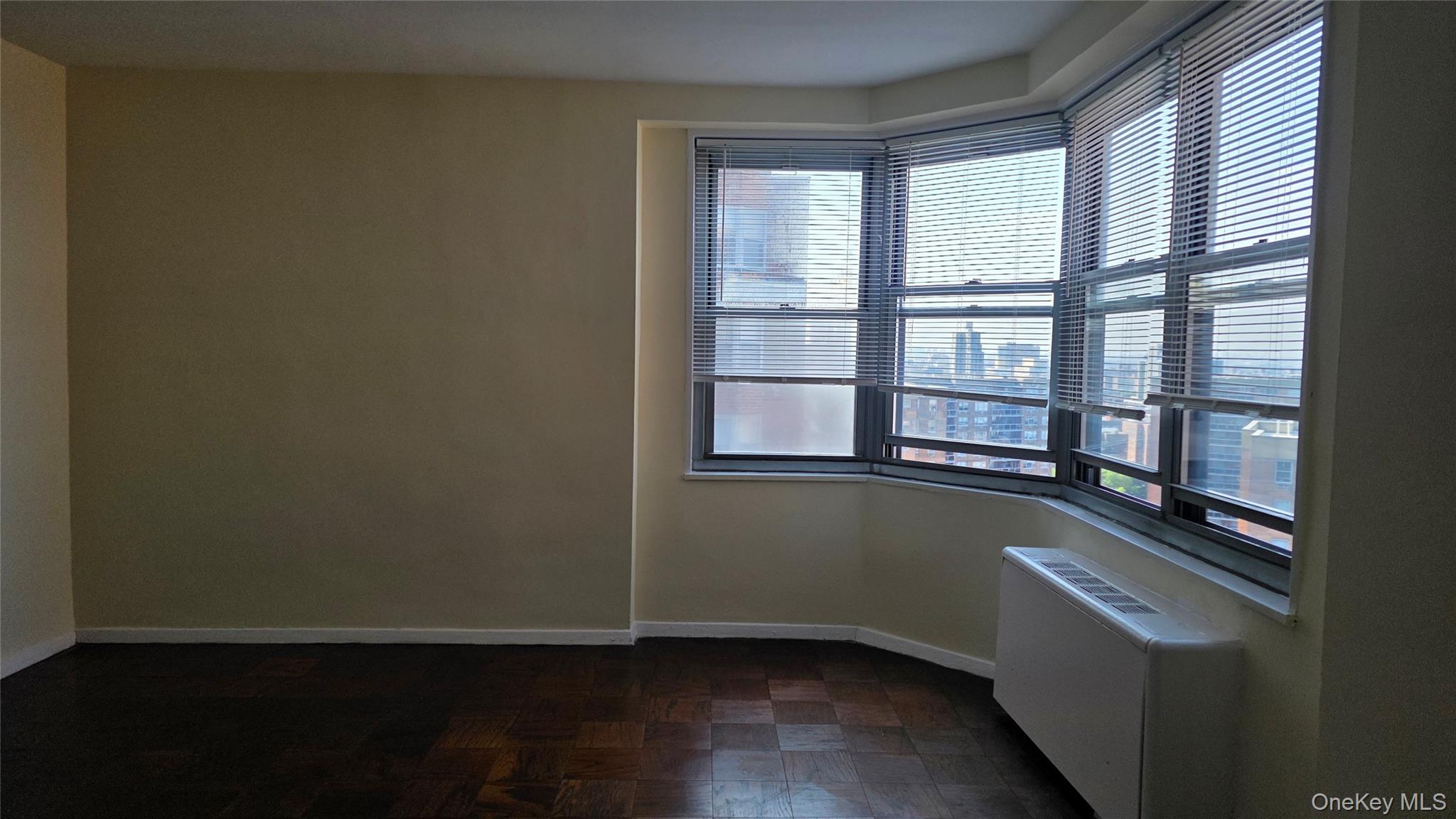70-25 Yellowstone Boulevard # 24B, Forest Hills, NY 11375