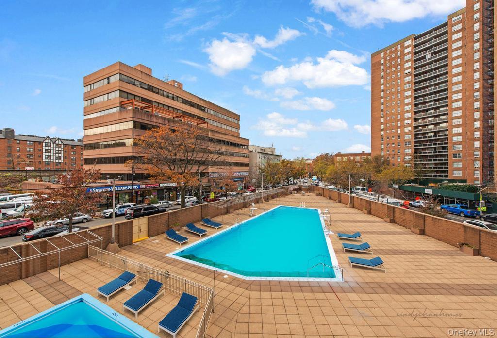 70-25 Yellowstone Boulevard # 24B, Forest Hills, NY 11375