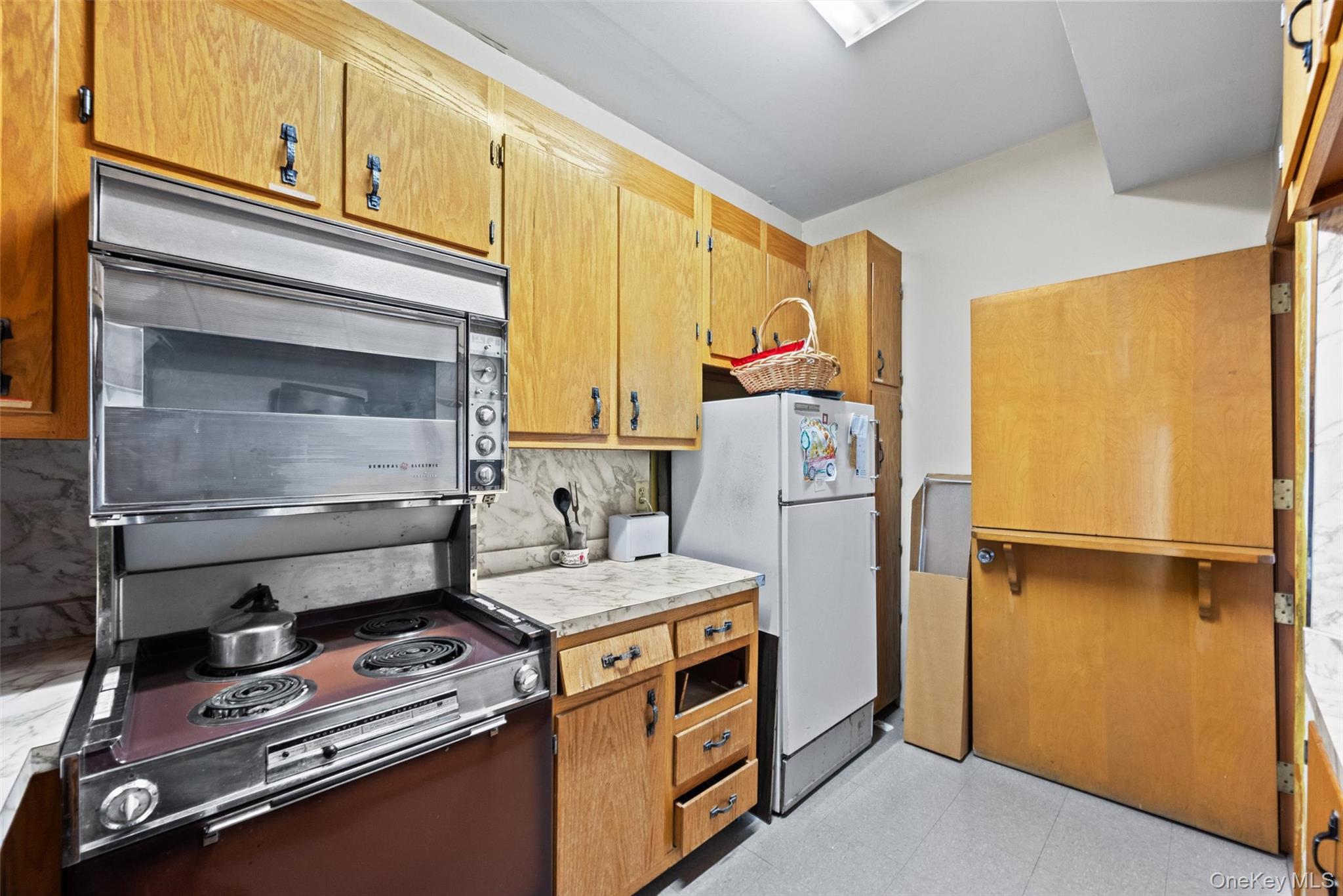 90 Scofield Street, Walden, NY 12586