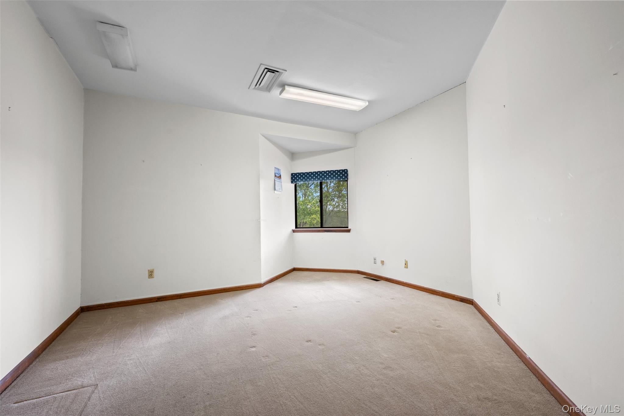 90 Scofield Street, Walden, NY 12586