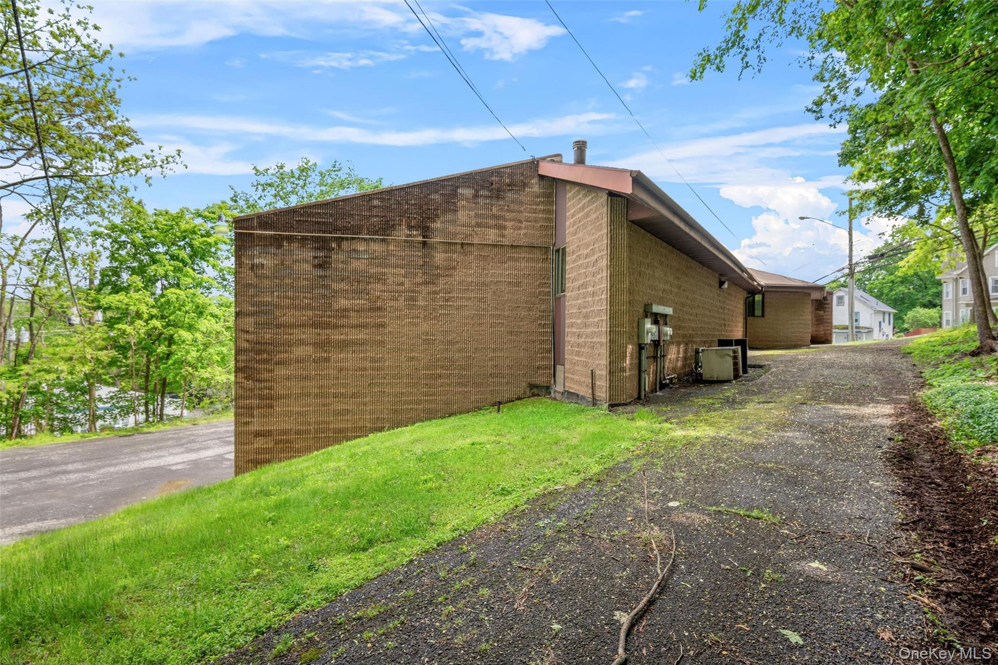 90 Scofield Street, Walden, NY 12586