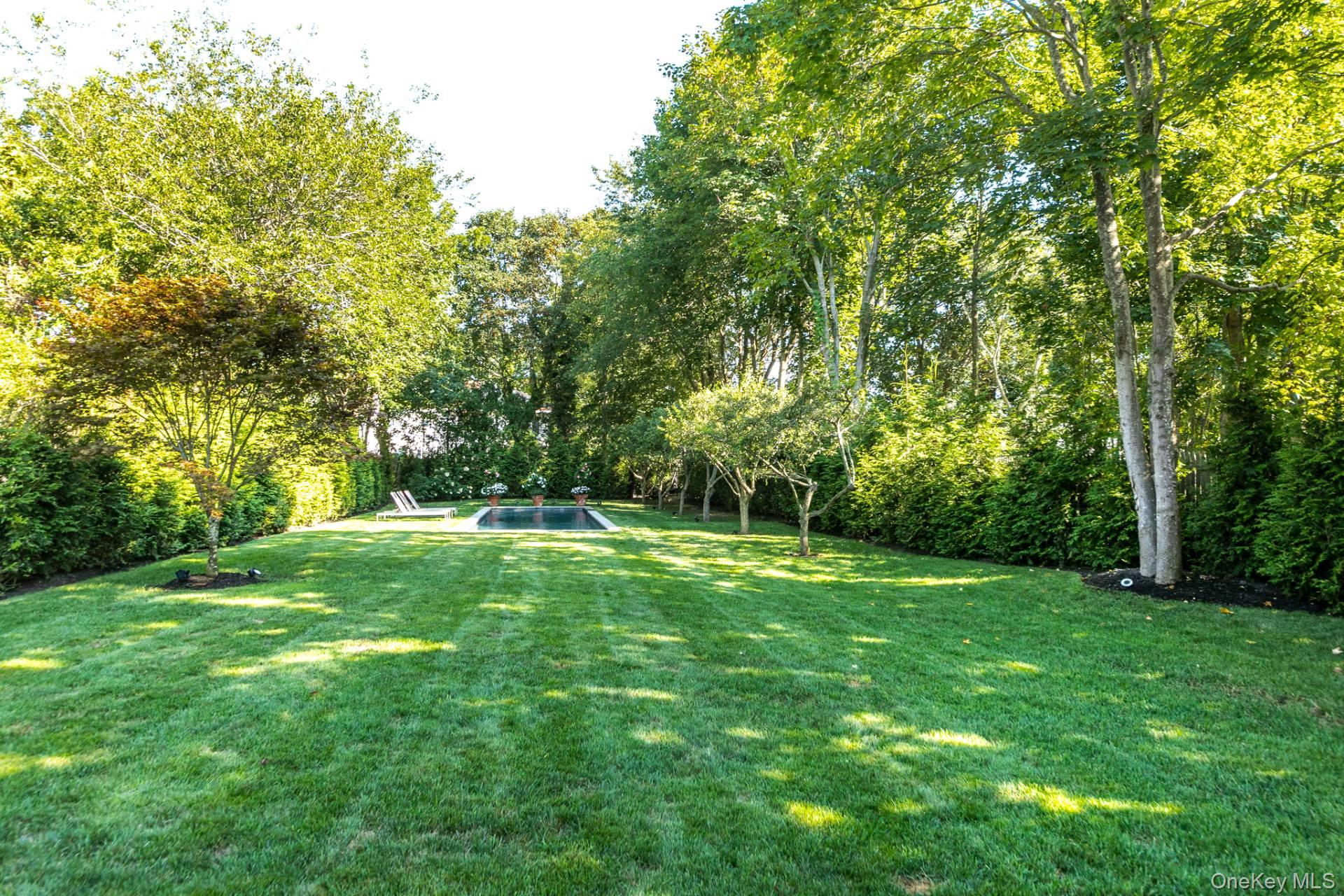 33 Halsey Avenue, Southampton, NY 11968