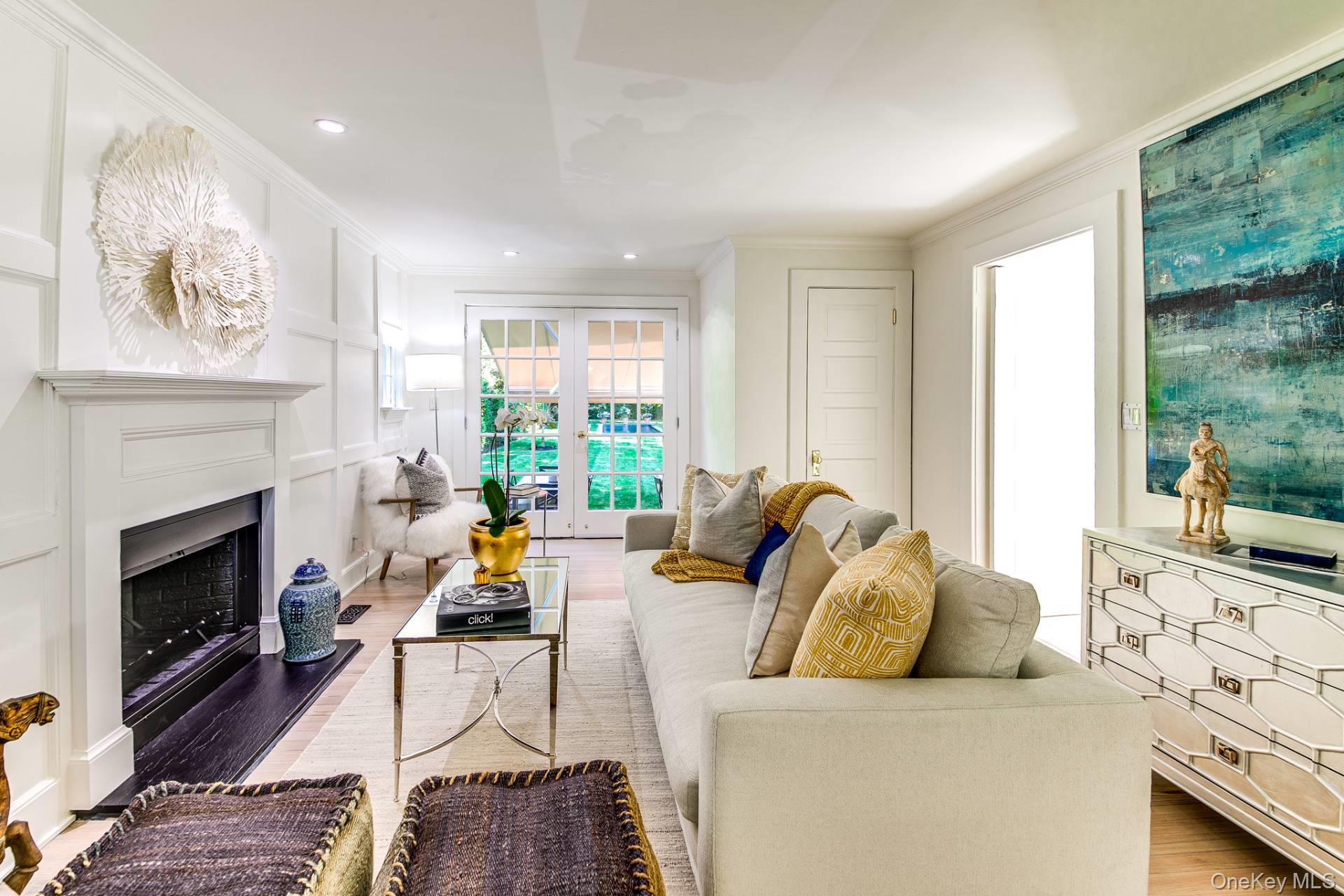 33 Halsey Avenue, Southampton, NY 11968